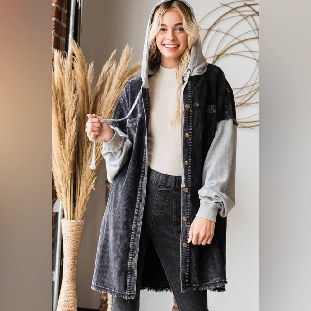 OLI & HALI Women’s HOODED BUTTON DOWN CORDUROY JACKET in black